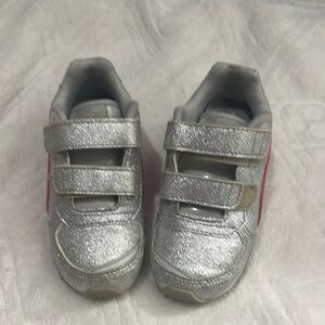 Puma Silver Metallic Velcro Sneakers